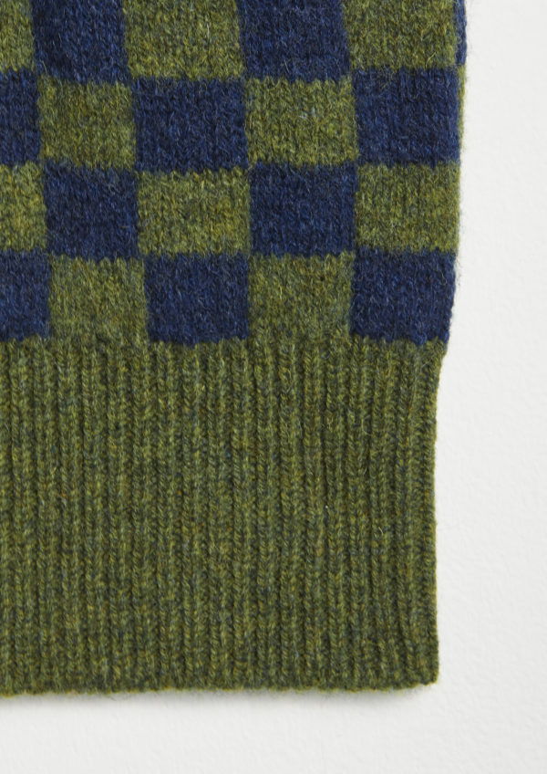 AAGRATE-Detail-Wool-Vest-Check-GreenBlue