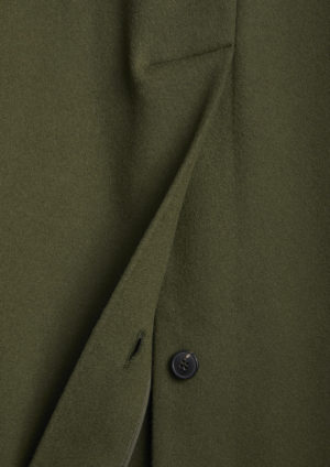 AANTISTENE-Detail-Slit-Green-Wool-Coat-Botton-