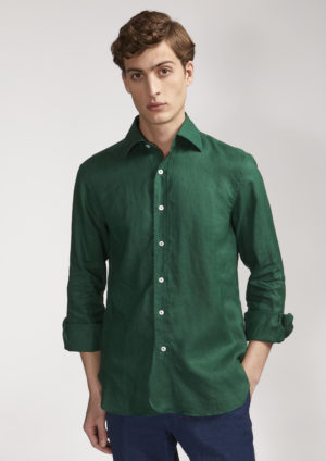 AALBENGA-solid-linen-soft-italian-collar-shirt-model
