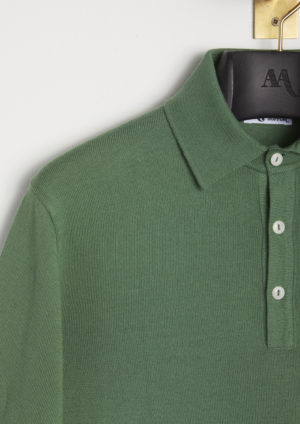 AARIC-long-sleeve-pima-cotton-knitted-polo-shirt-collar-detail-green