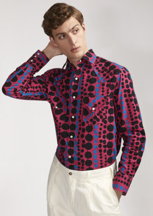 AARIOSTO-printed-circles-allover-western-shirt-model