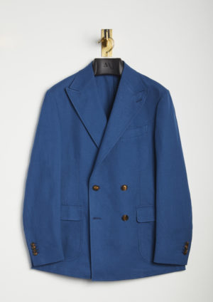 AARTEMISIA-doublebreasted-cotton-linen-jacket-patch-flap-pocket-lightblue-stilllife