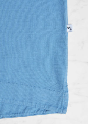 AADEOJ900229-lightblue-cotton-poloshirt-doppiaa-ss20-detail-logo