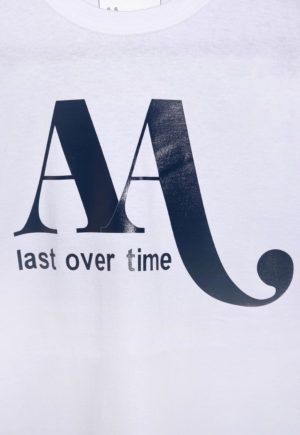 doppiaa-logo-teeshirt-cotton-white-springsummer2020-ss20-tneck-detail-aa-circle-lastovertime